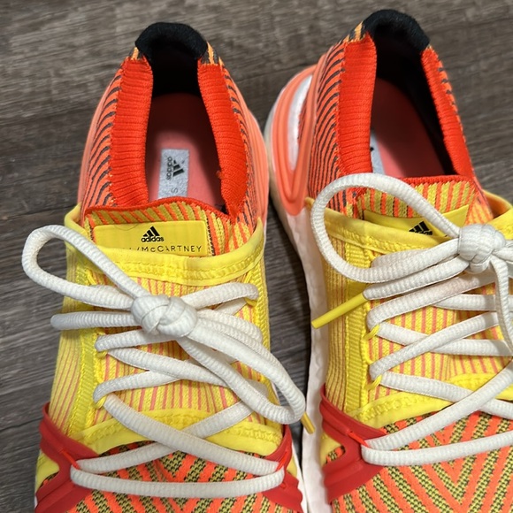 Stella McCartney x Adidas Ultraboost - Picture 5 of 6